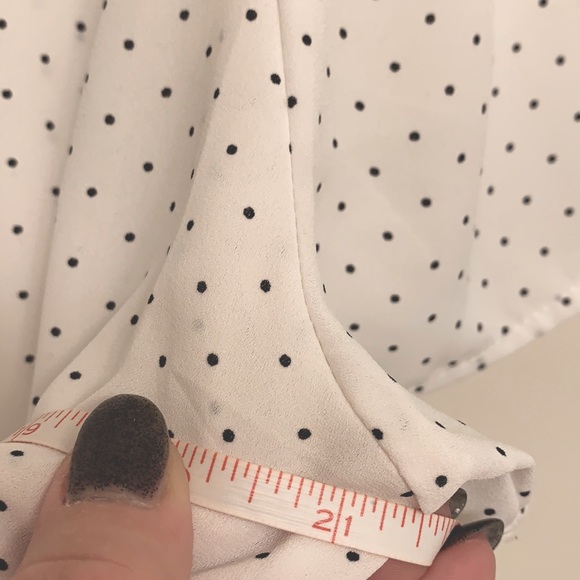 Premise 🖤 White Polka dot Blouse - Picture 8 of 11